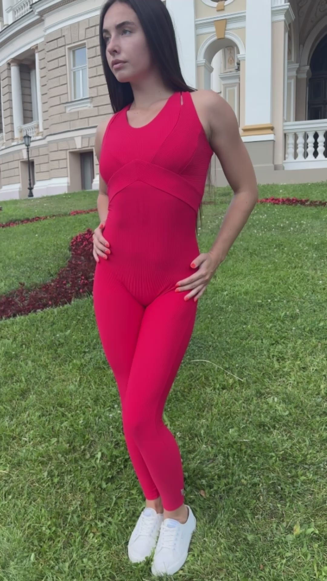 Sculpting Yoga Jumpsuit – Scarlet Red
